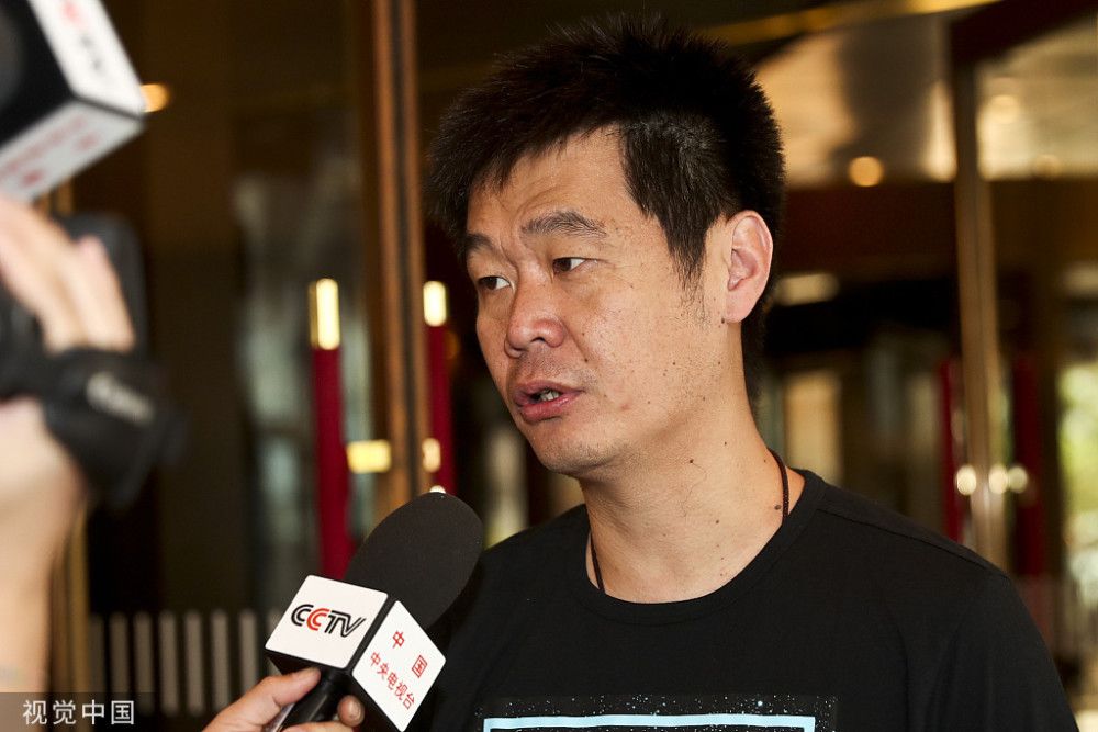 该记者推特上写道：切尔西计划在一月份加强五个位置的实力。